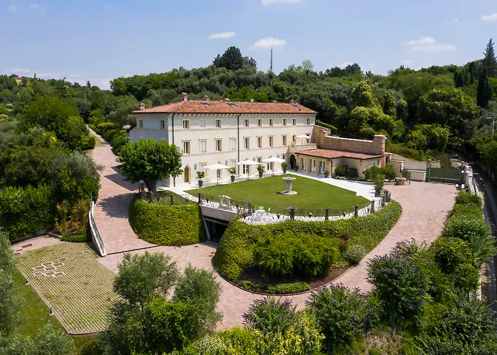 Relais Fra\' Lorenzo